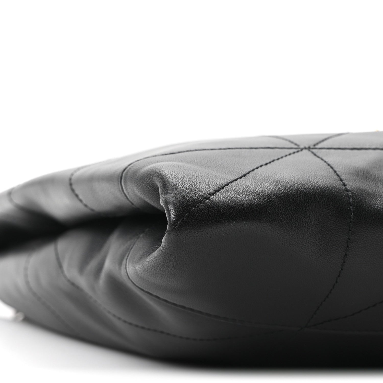 Lambskin Matelasse Monogram Medium Jamie 4.3 Pochon Black