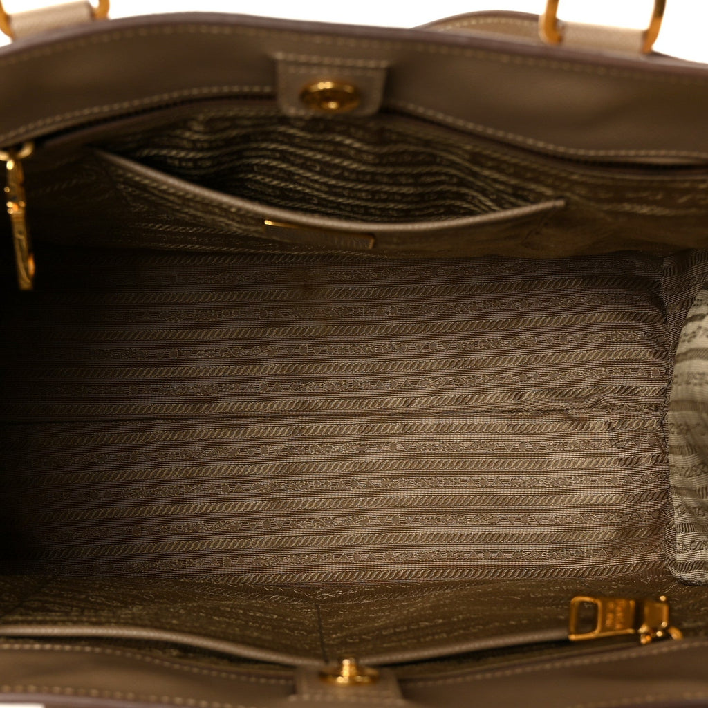 Saffiano Lux Bi-Color Tote Bag Visone Talco