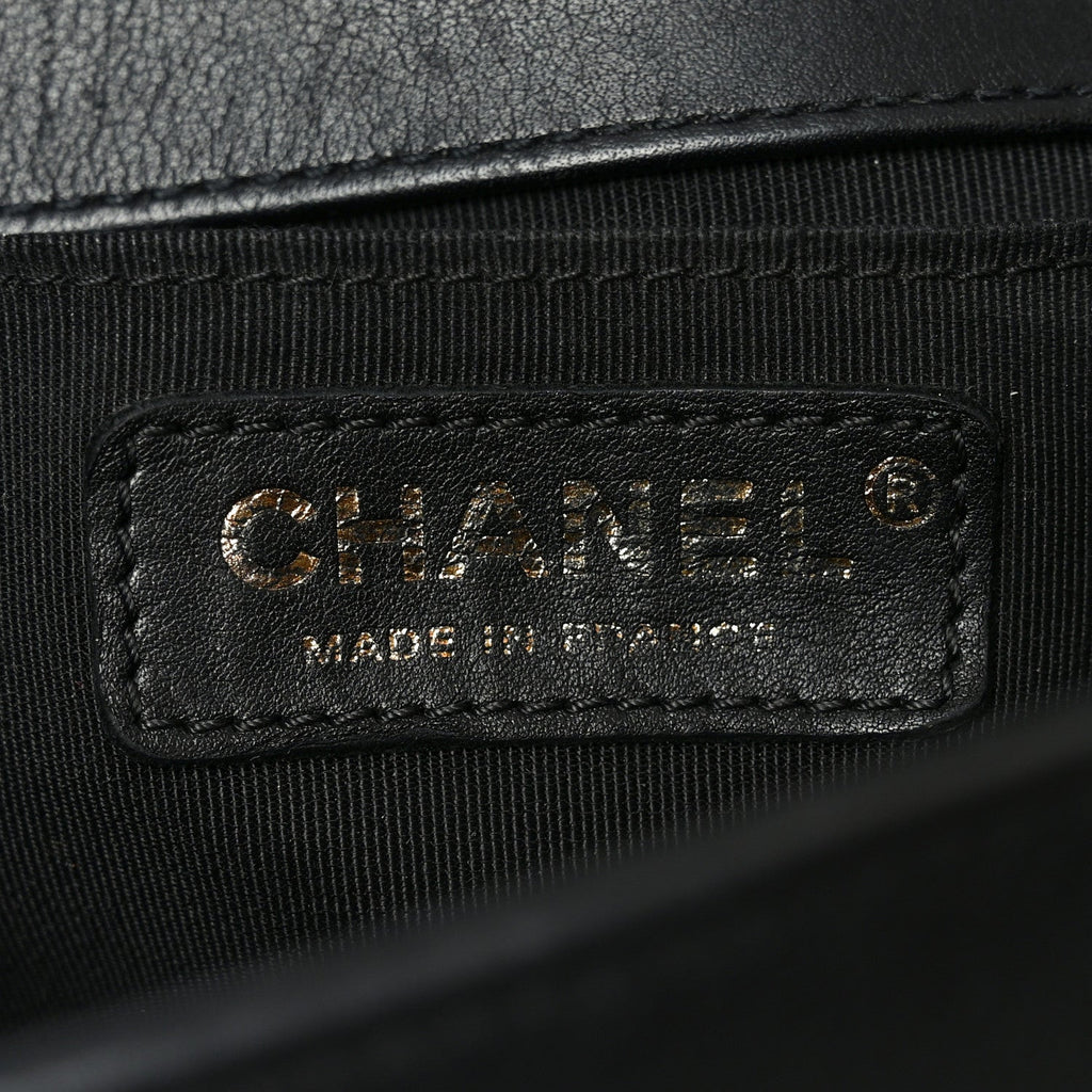 Lambskin Chevron Quilted Medium Boy Flap Black