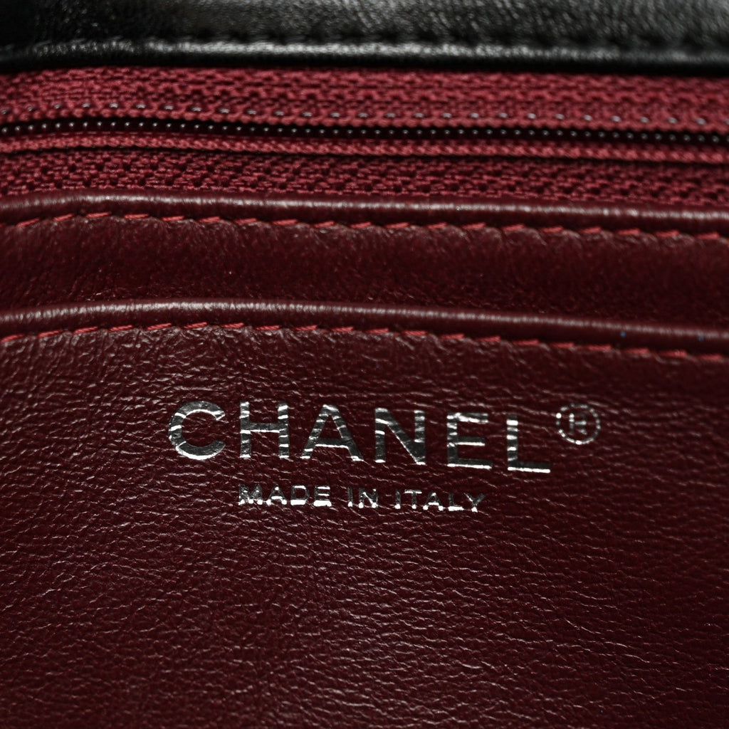Lambskin Quilted Jumbo Single Flap Black