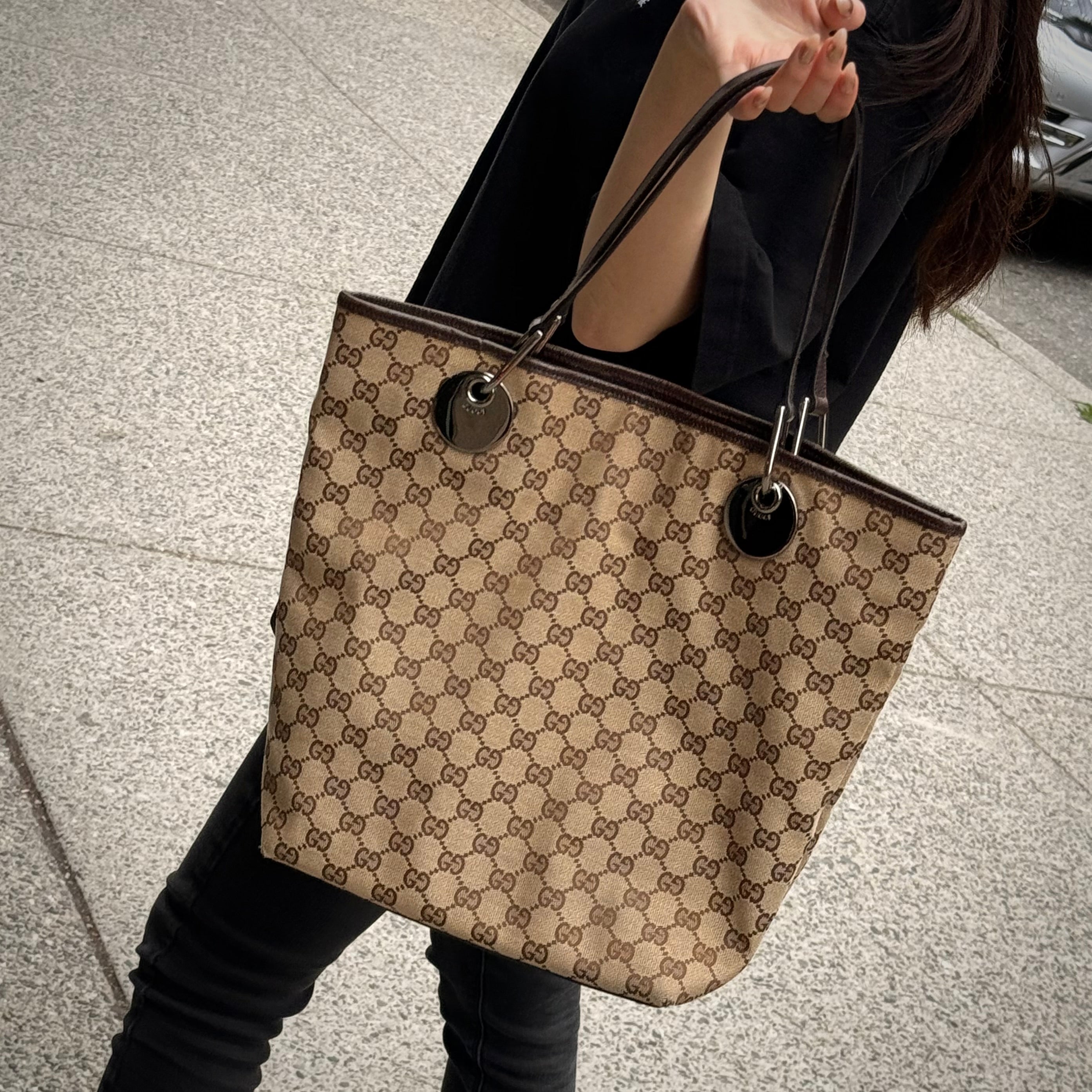 Gucci GG Canvas Tote TWS