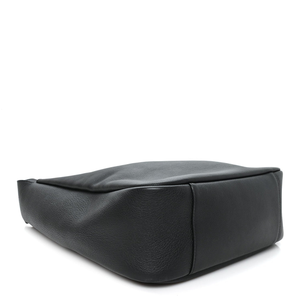 Smooth Calfskin Large Le 5 A 7 Soft Hobo Black