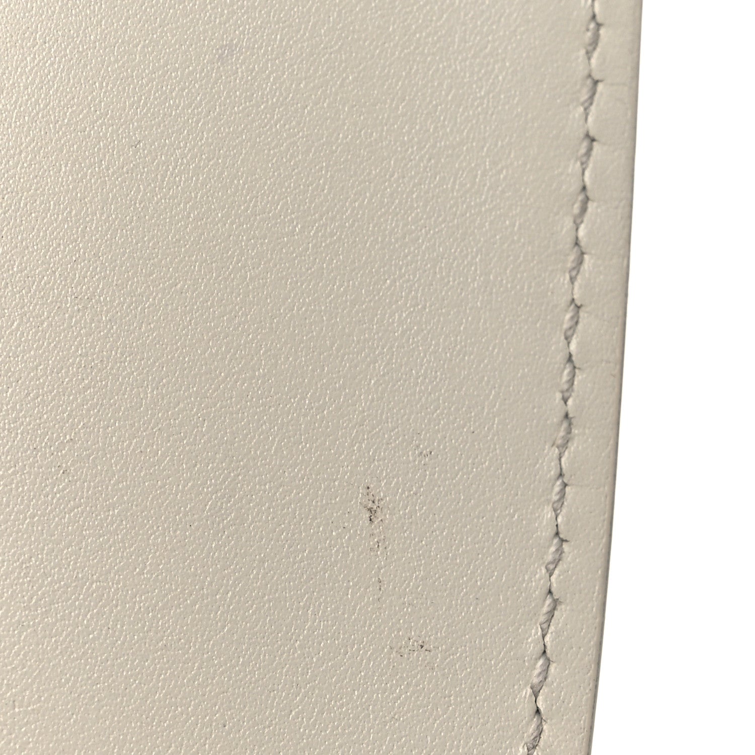Box Calfskin Medium Bobby Flap Latte