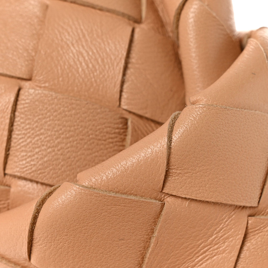 Nappa Intrecciato Mini BV Twist Almond