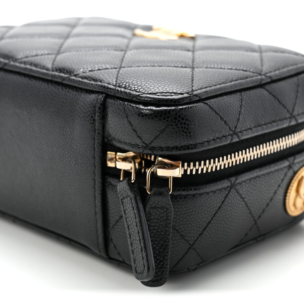 Caviar Quilted Twist Your Buttons Clutch With Chain Black