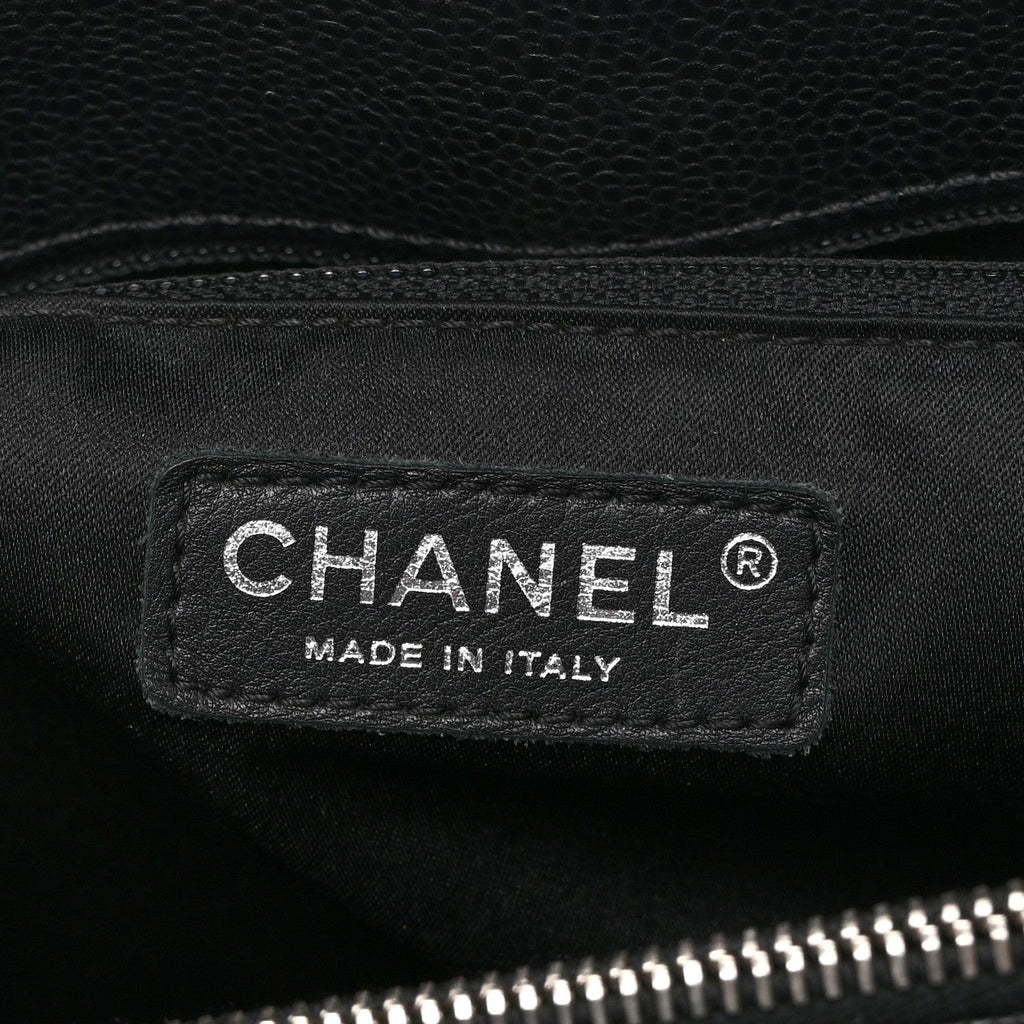 Caviar Quilted Grand Shopping Tote GST Black