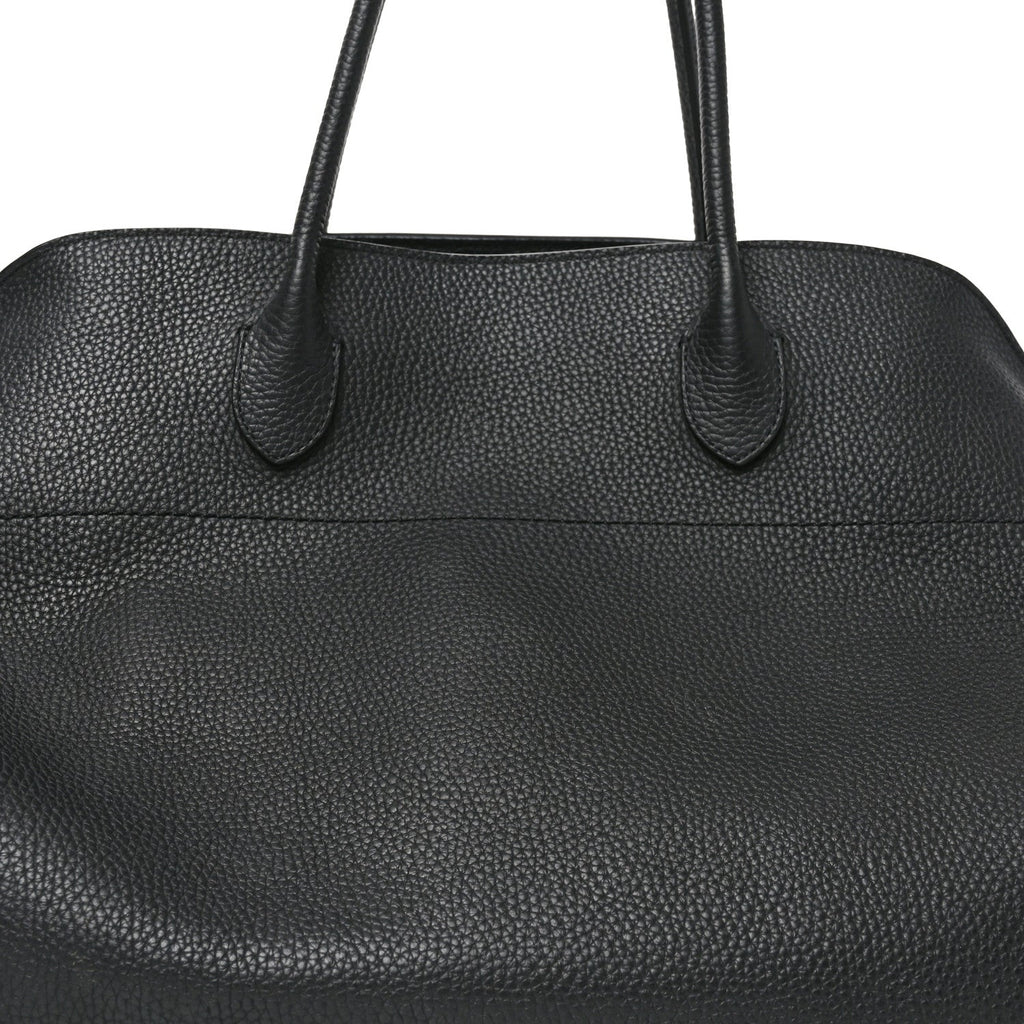 Grained Calfskin Soft Margaux 17 Black