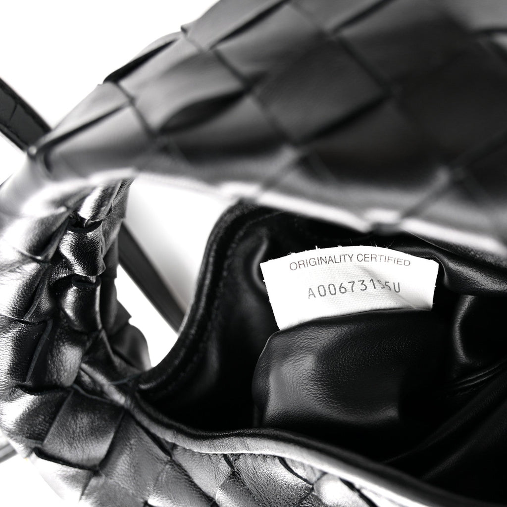 Calfskin Intrecciato Mini Hop Black