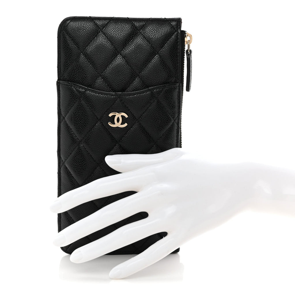 Caviar Quilted Classic Flat Wallet Pouch Black