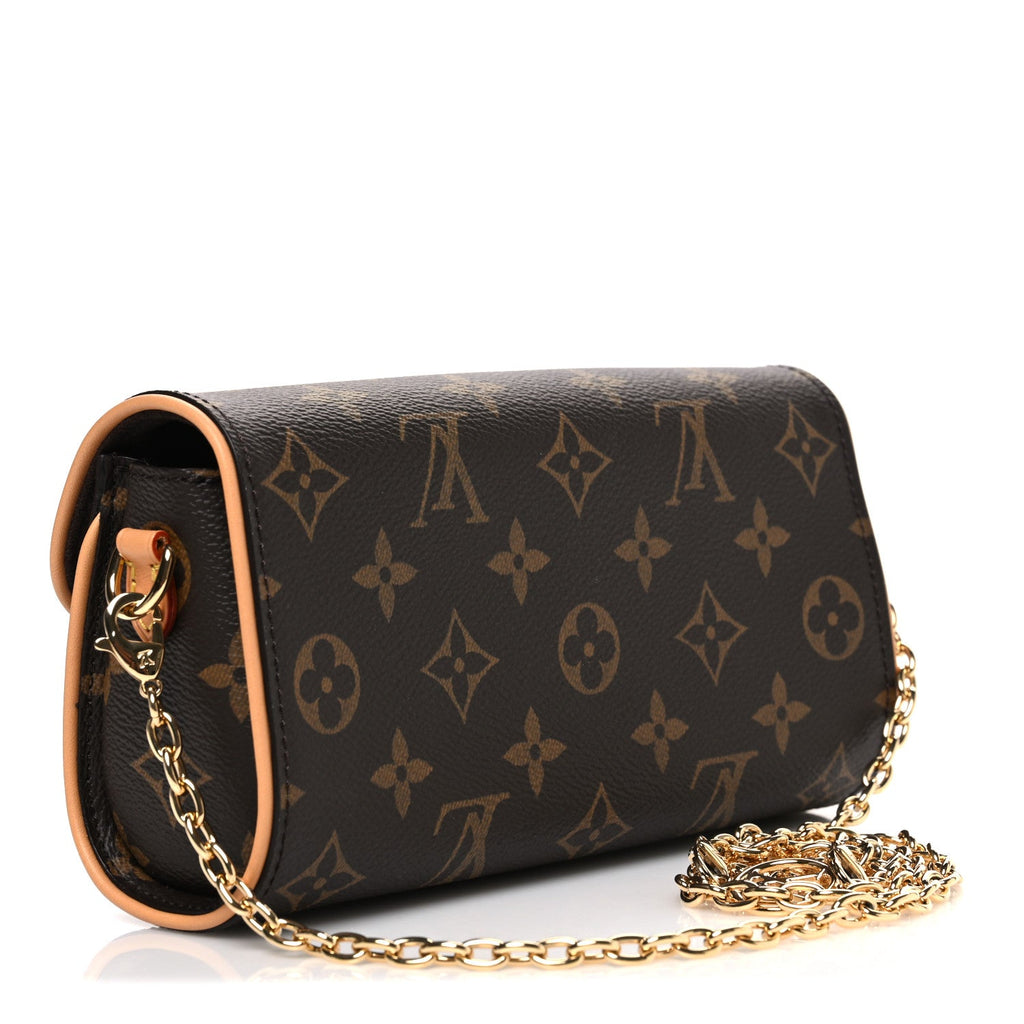 Monogram Pochette Camille