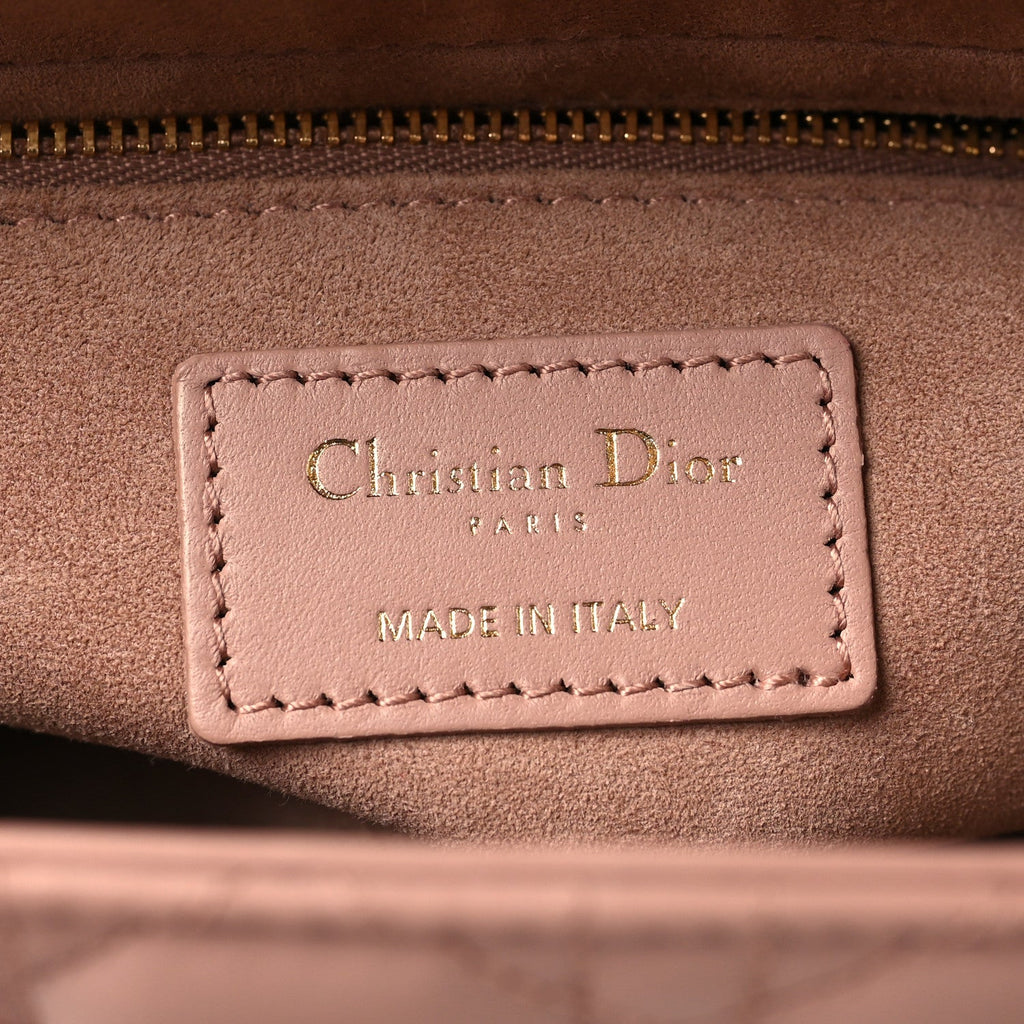 Lambskin Cannage Medium Lady Dior Fard