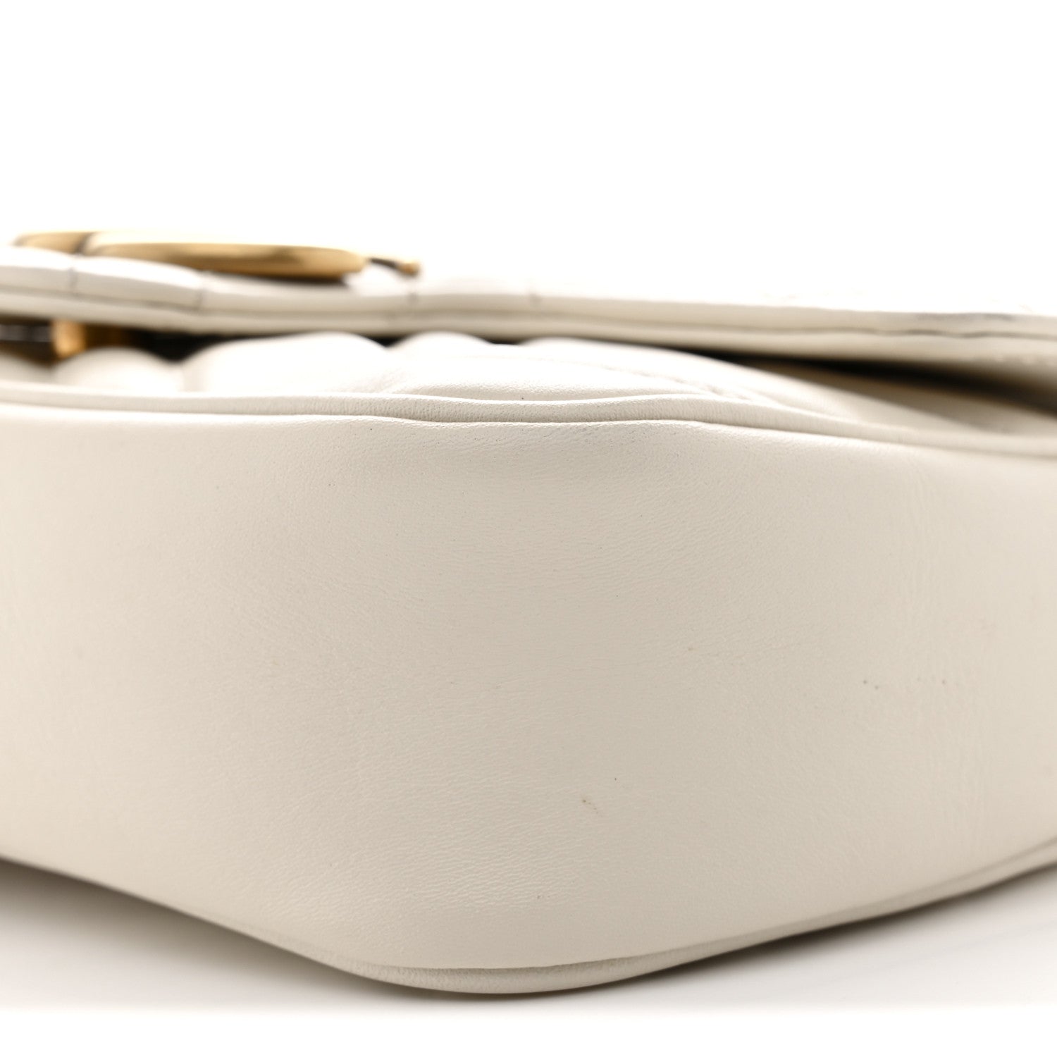 Calfskin Matelasse Super Mini GG Marmont Shoulder Bag White