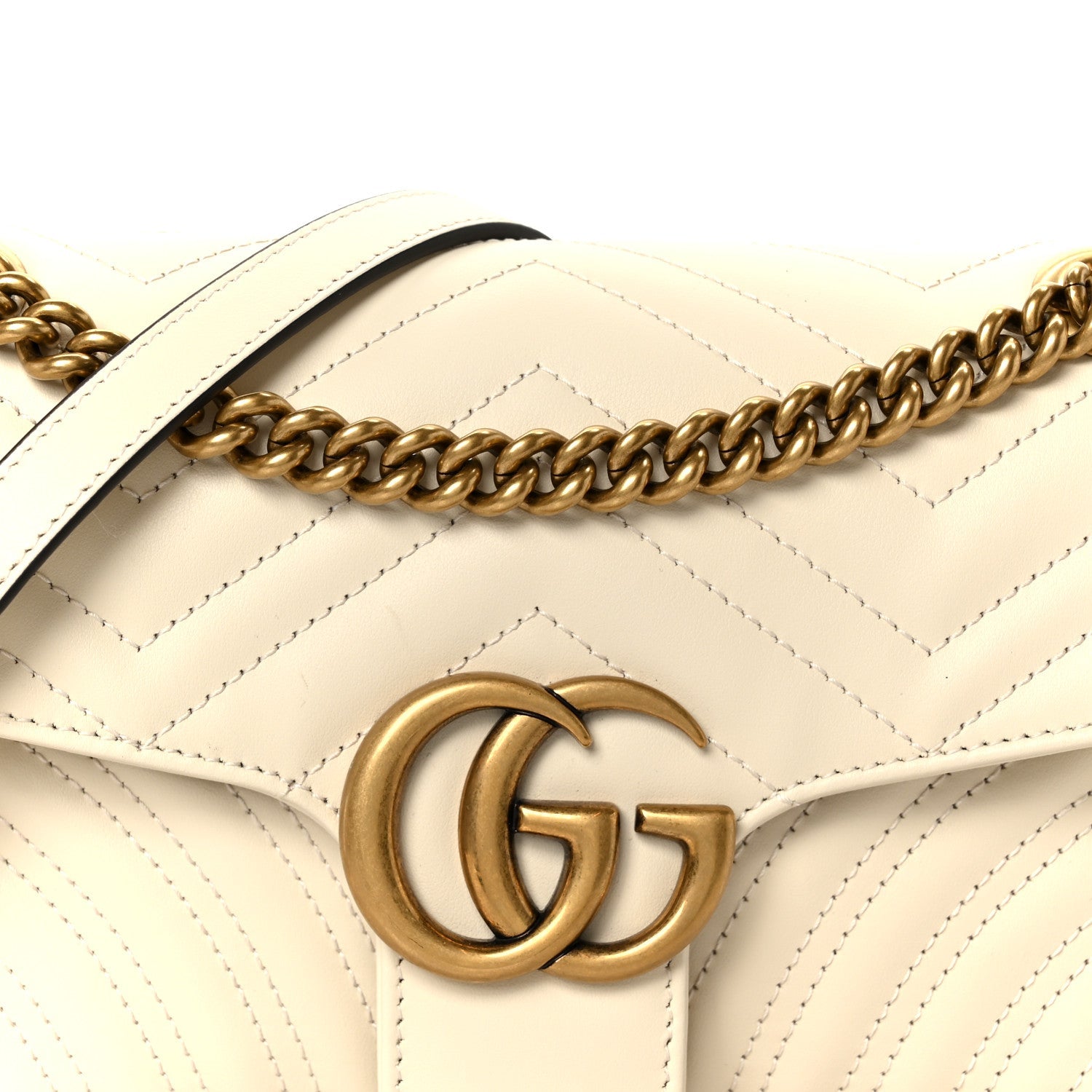 Calfskin Matelasse Small GG Marmont Shoulder Bag White