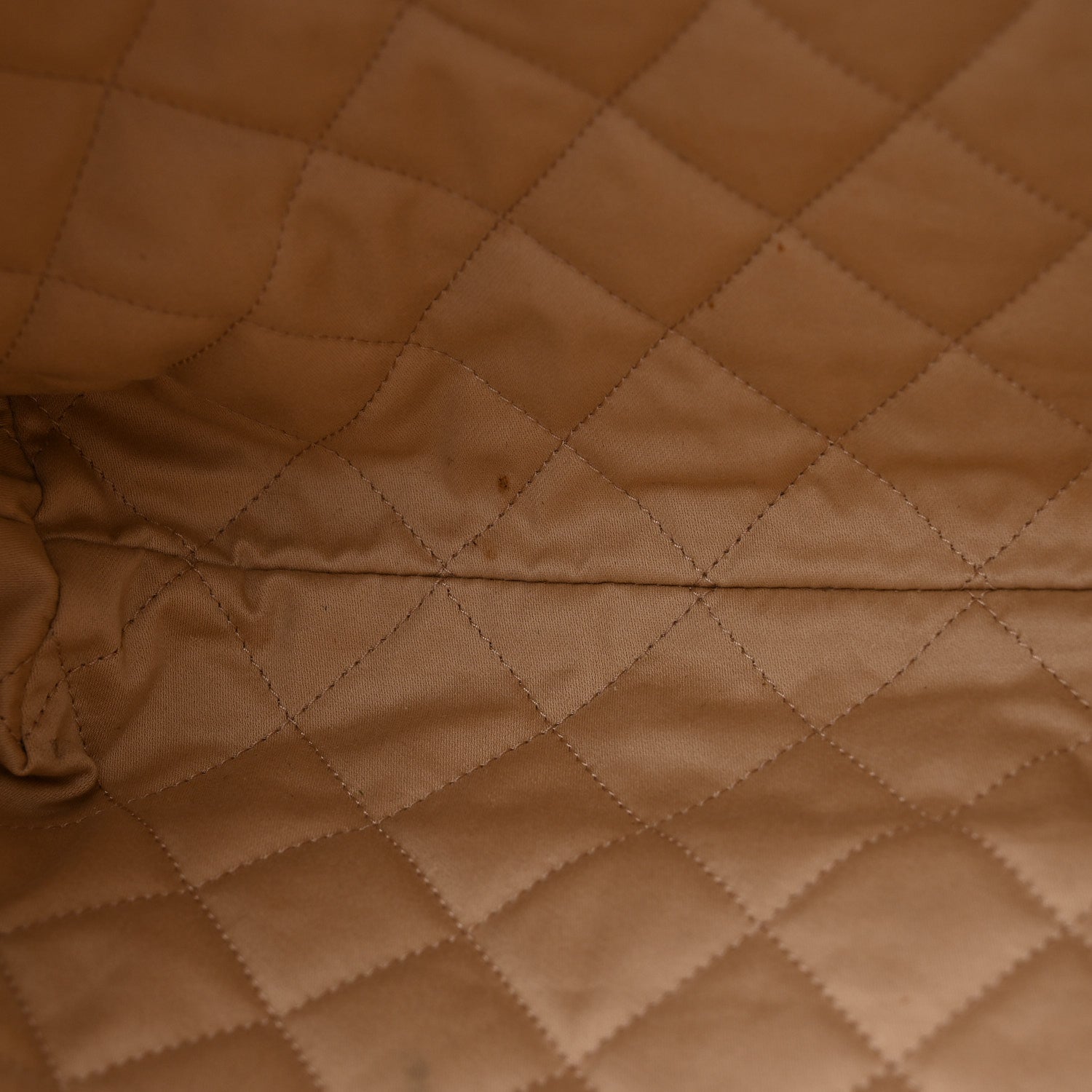 Shiny Calfskin Quilted Small Chanel 22 White