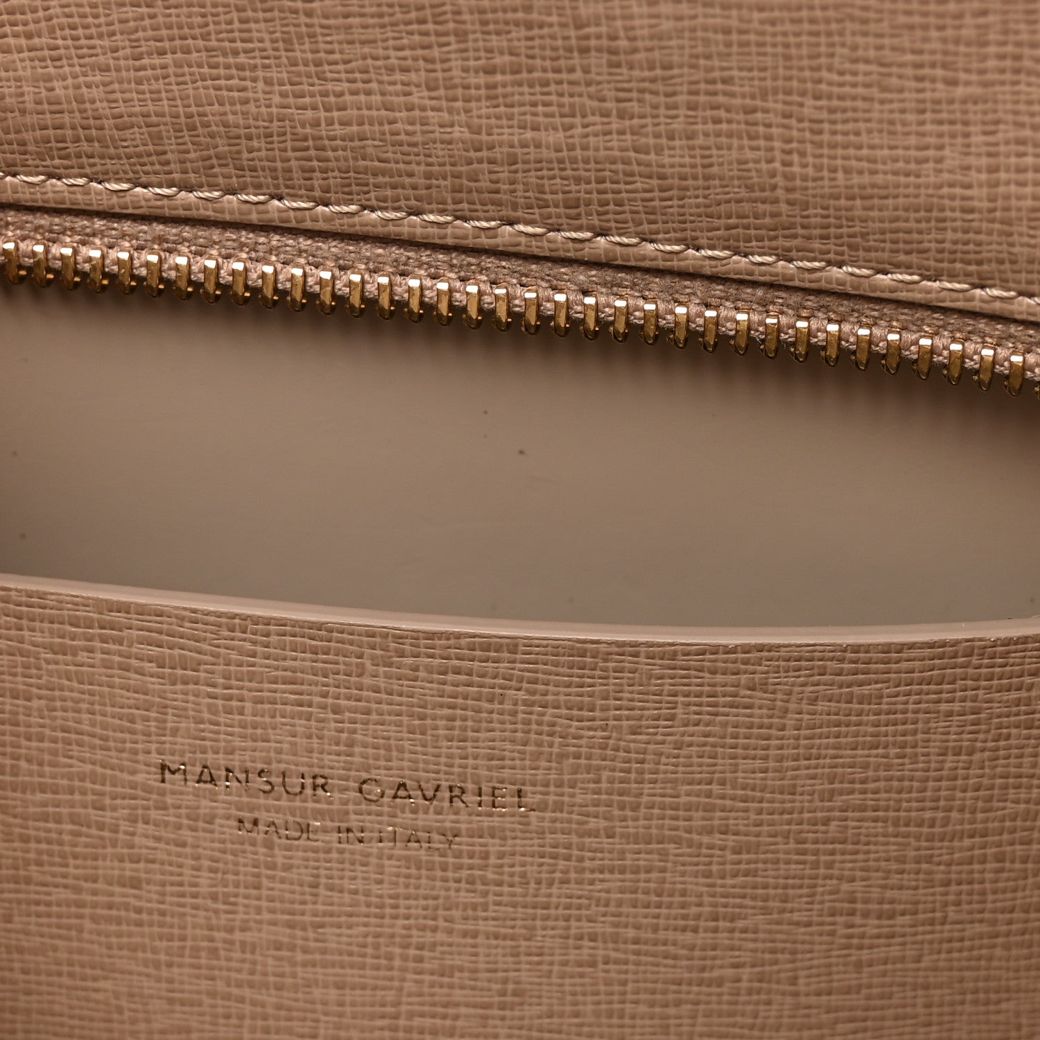 Saffiano Small Zip Tote Beige