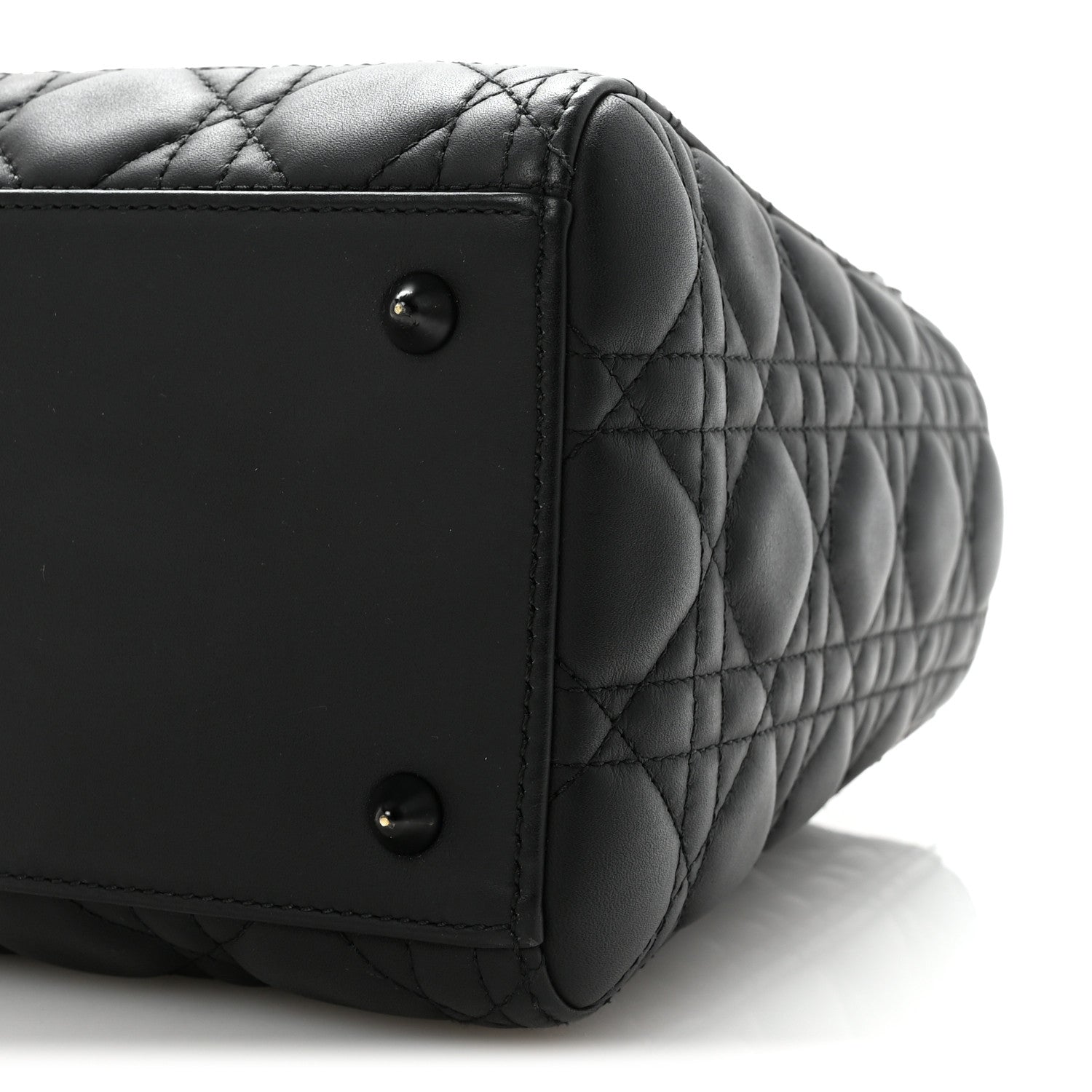 Ultra Matte Calfskin Cannage Medium Lady Dior Black