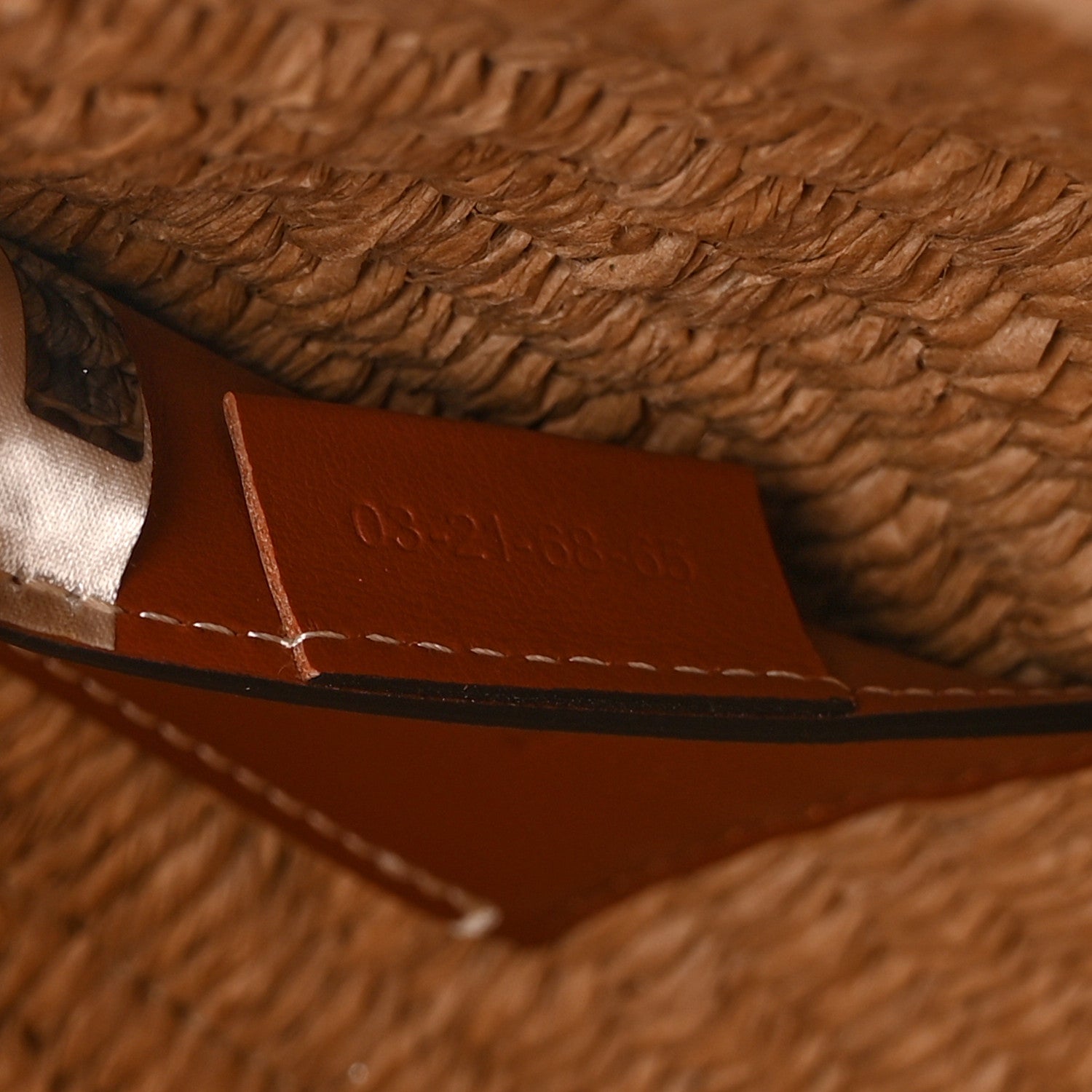 Raffia Medium Woody Tote White