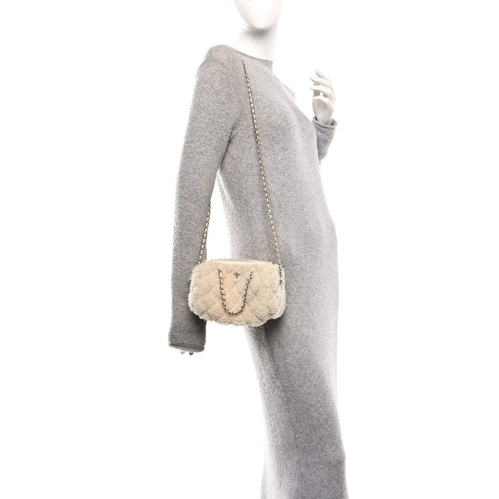 Shearling Quilted Barrel Clutch With Chain Beige