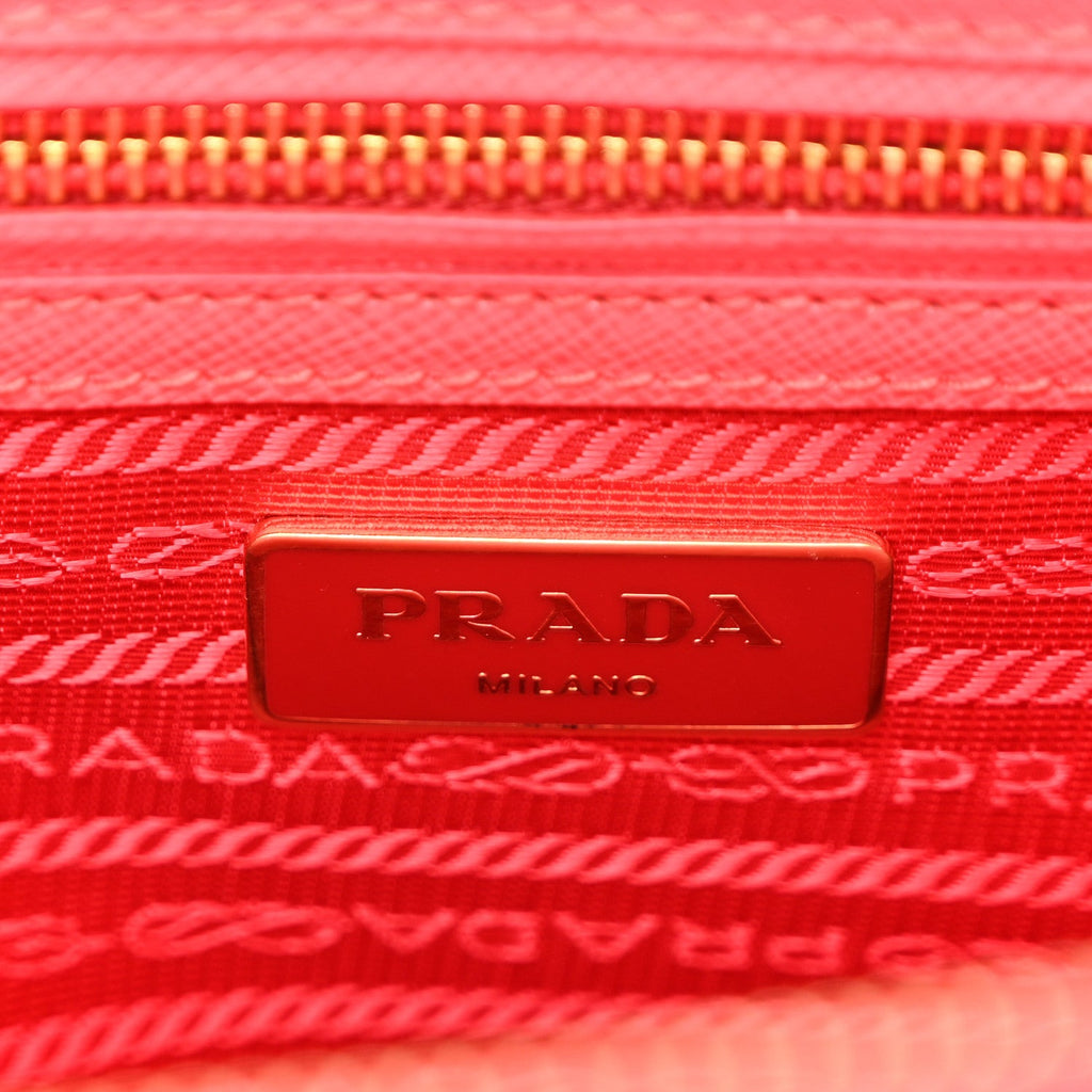 Saffiano Small Galleria Double Zip Tote Peonia