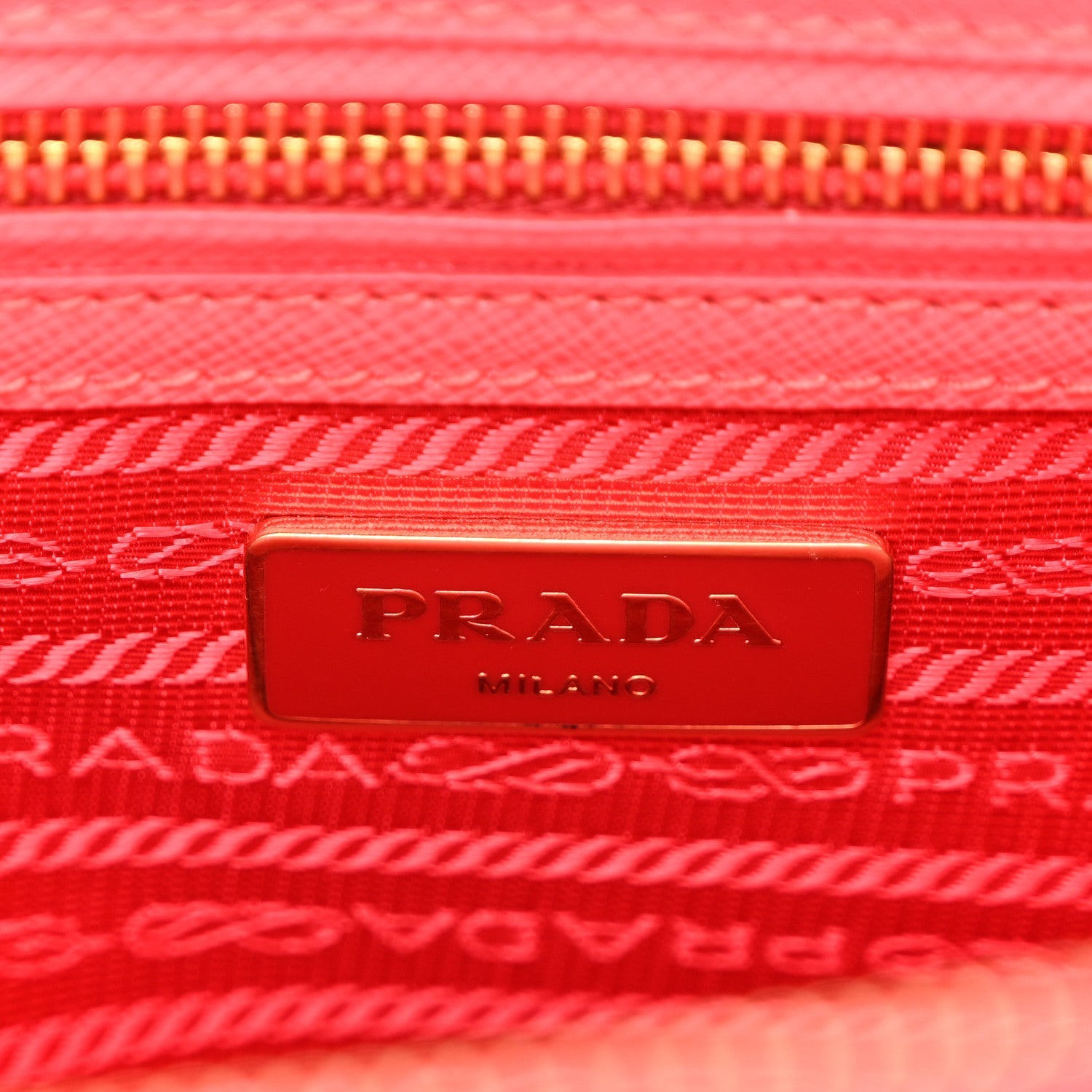Saffiano Small Galleria Double Zip Tote Peonia