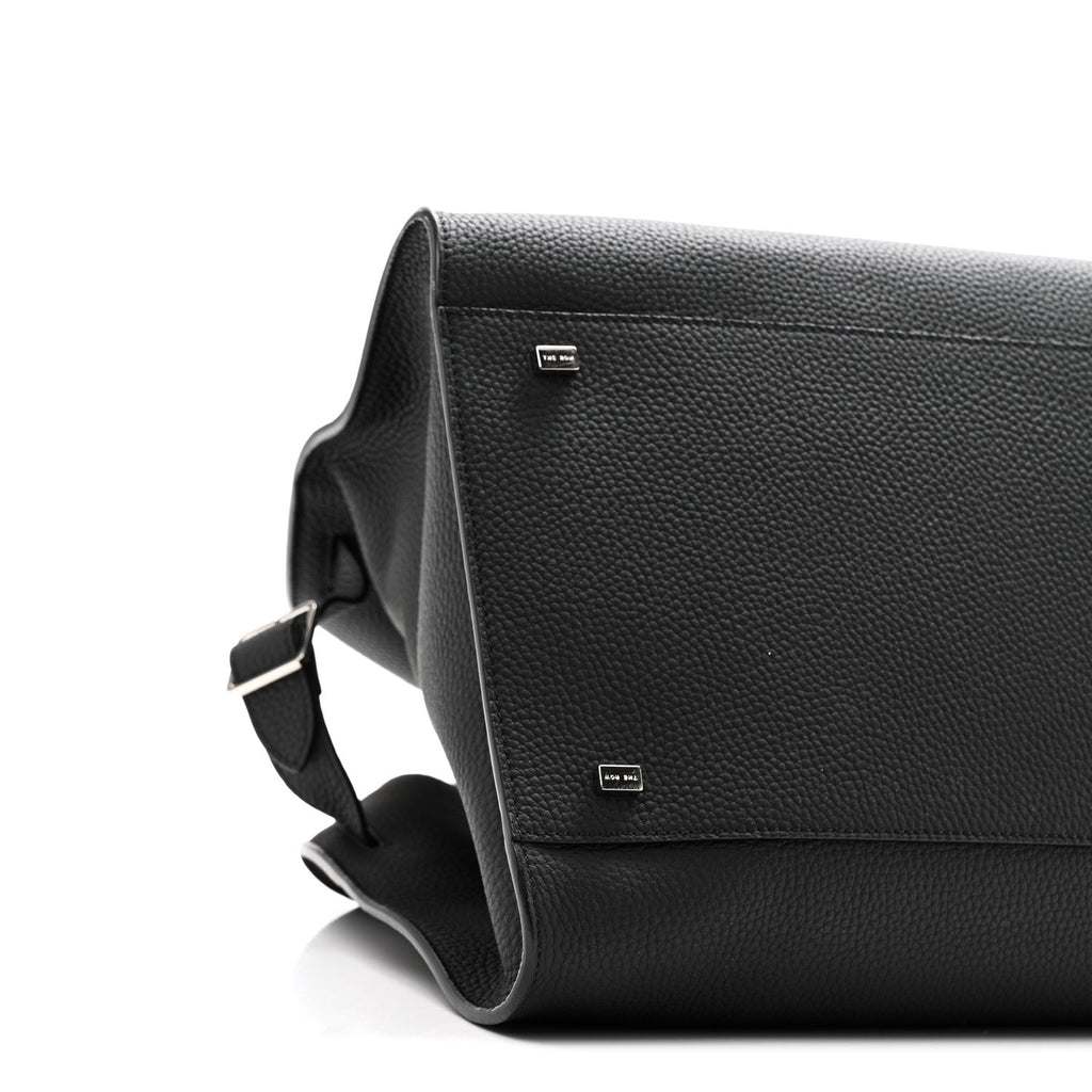 Matte Grained Calfskin Soft Margaux 15 Black
