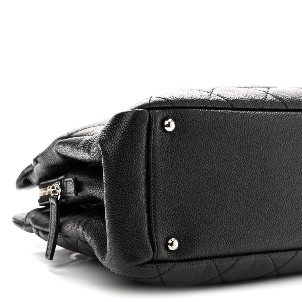 Caviar Quilted CC Timeless Soft Tote Black