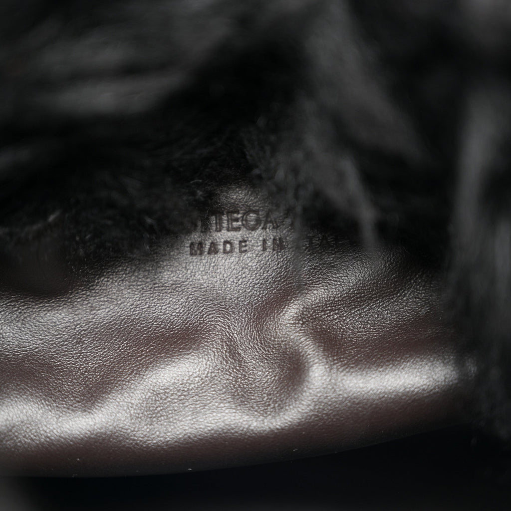 Shearling Lambskin The Pouch Chain Black