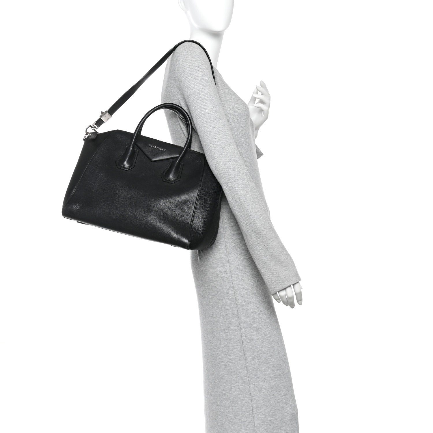 Sugar Goatskin Medium Antigona Black Black