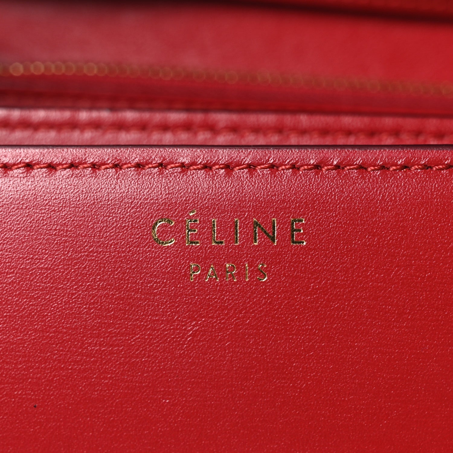 Box Calfskin Medium Classic Box Flap Bag Red Red
