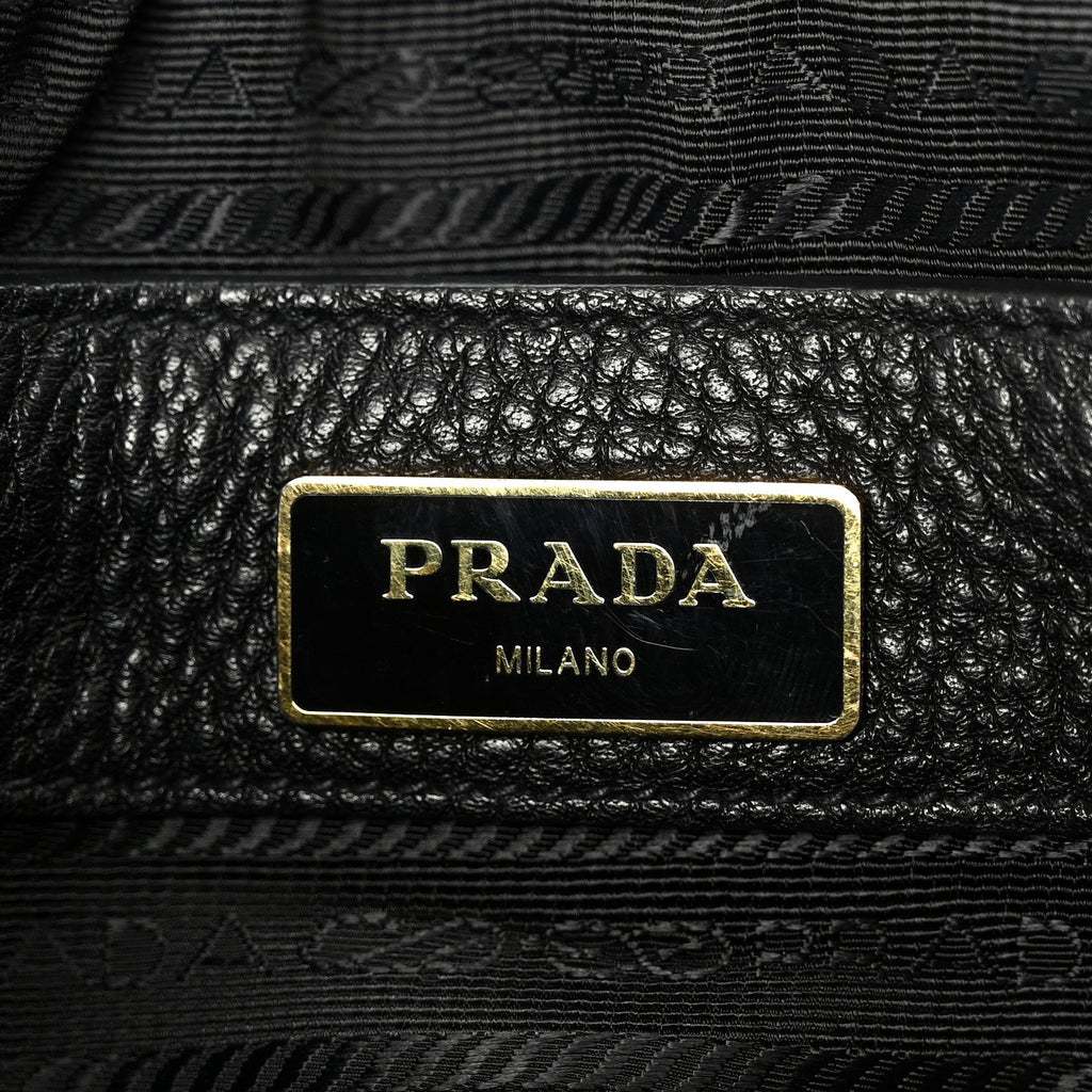 Vitello Daino Embossed Logo Flap Shoulder Bag Black