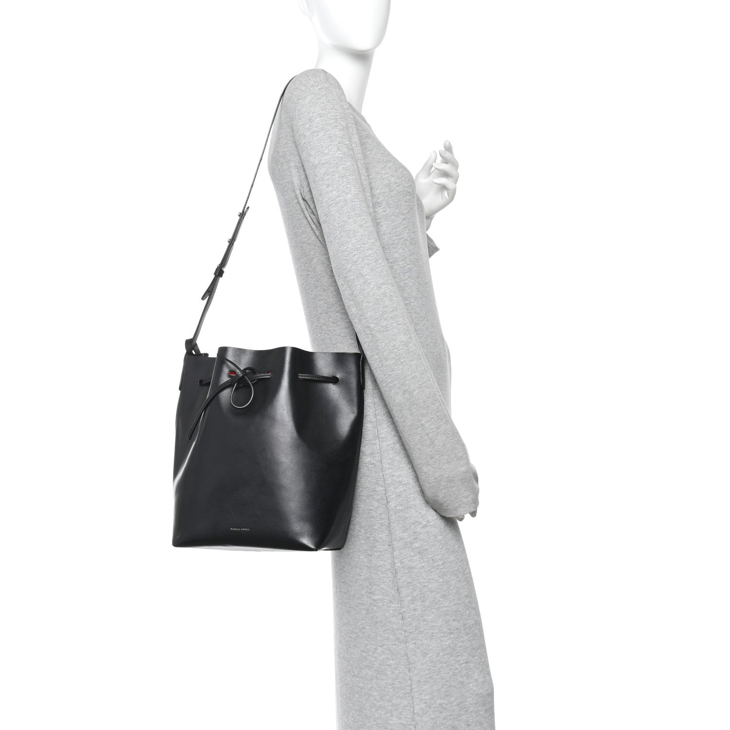 Vegetable Tanned Calfskin Bucket Bag Black Flamma
