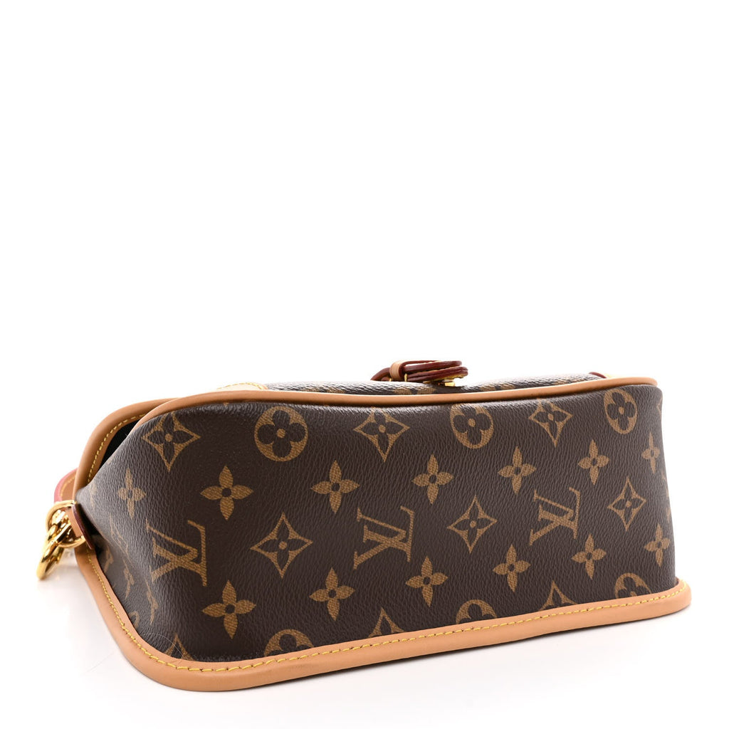Monogram Diane Black