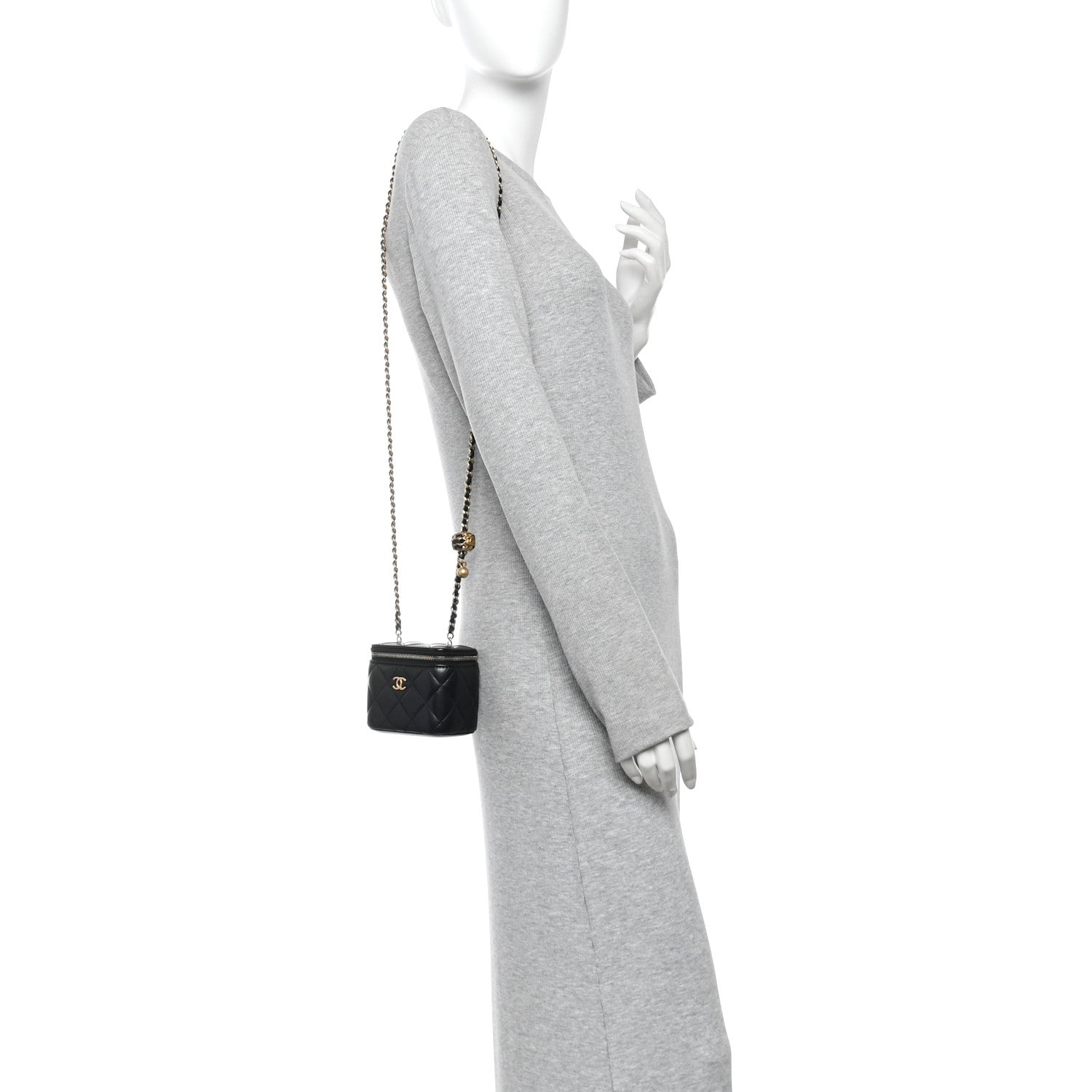 Lambskin Quilted Mini Pearl Crush Vanity Case With Chain Black