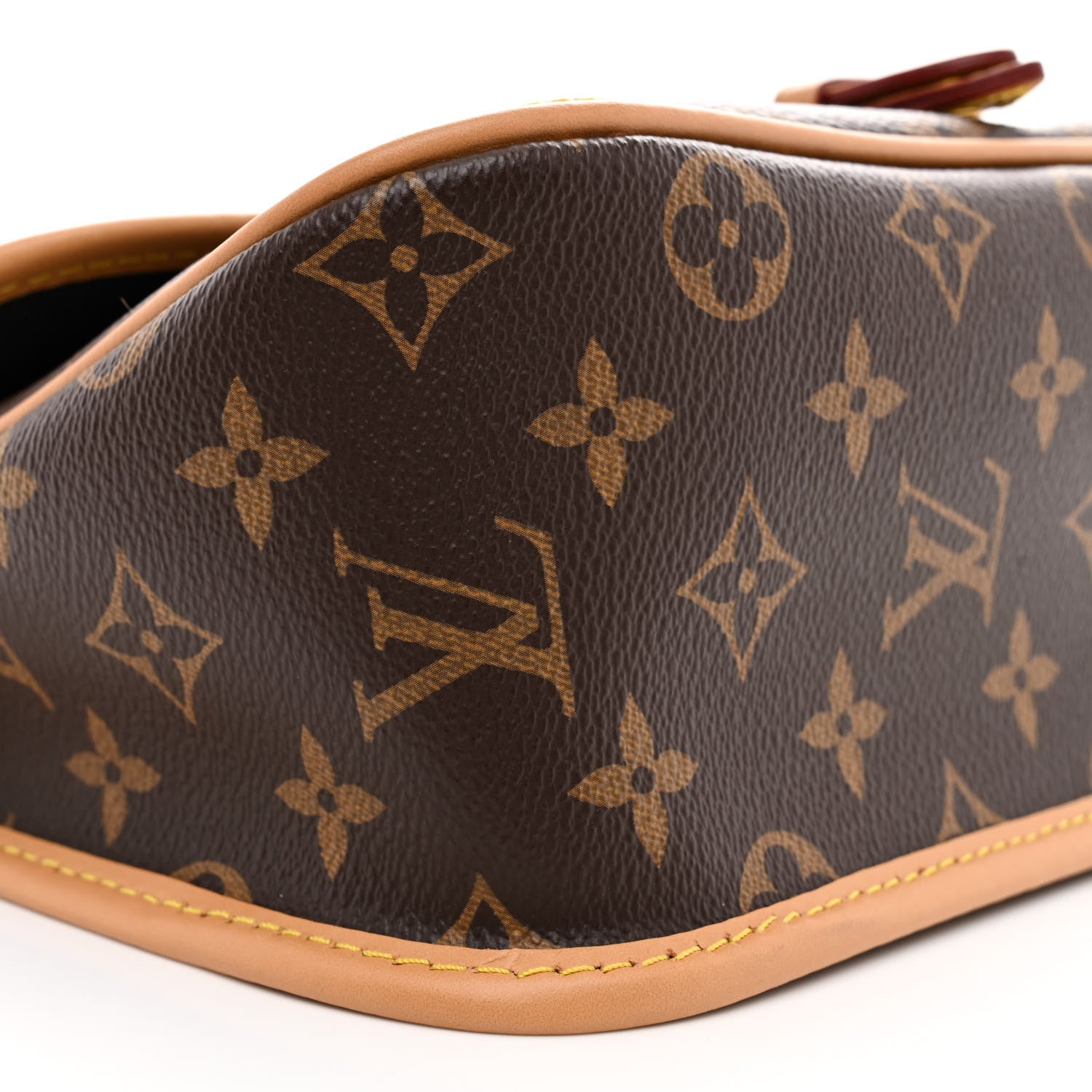 Monogram Diane Black