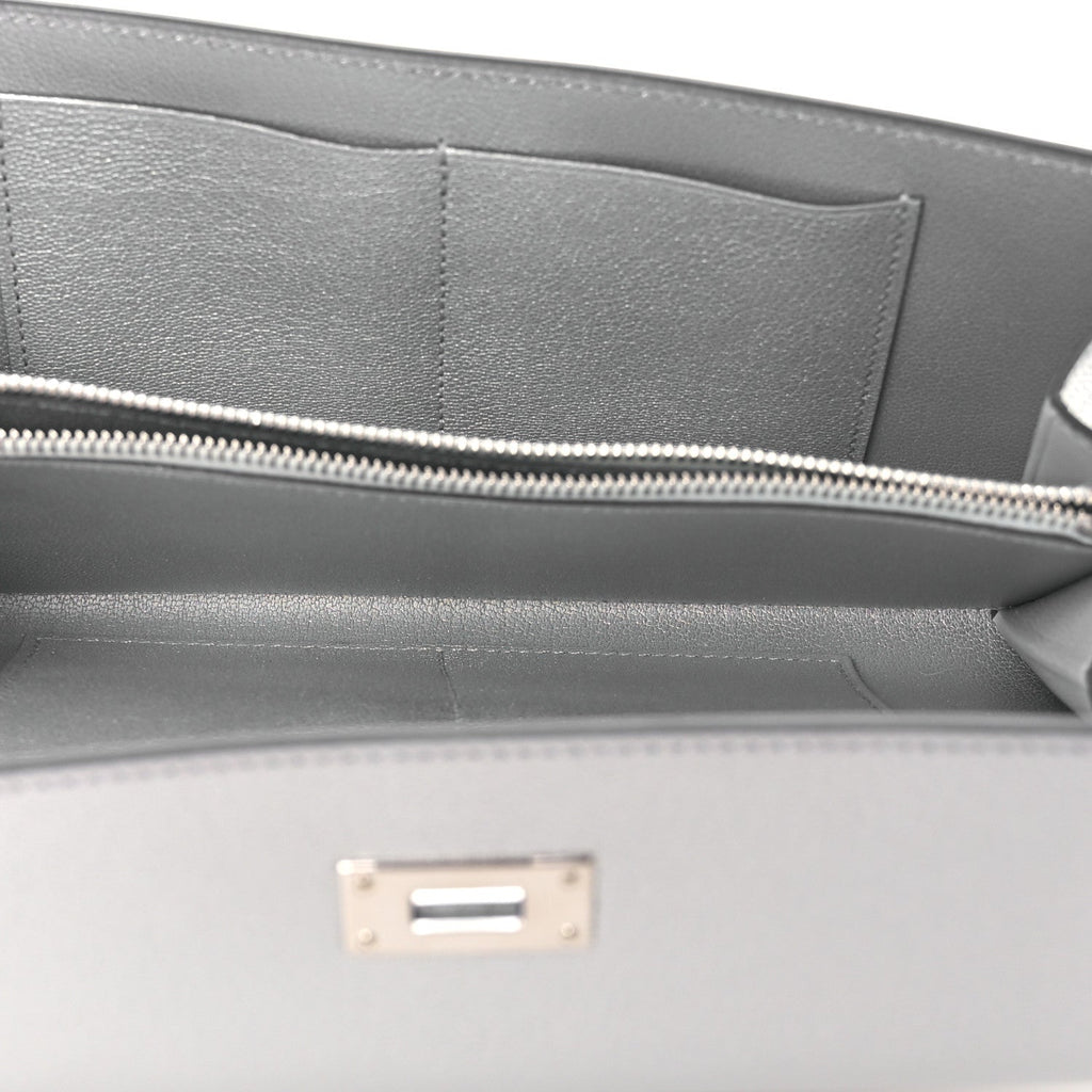 Metallic Chevre Chamkilight Kelly Wallet To Go Argent