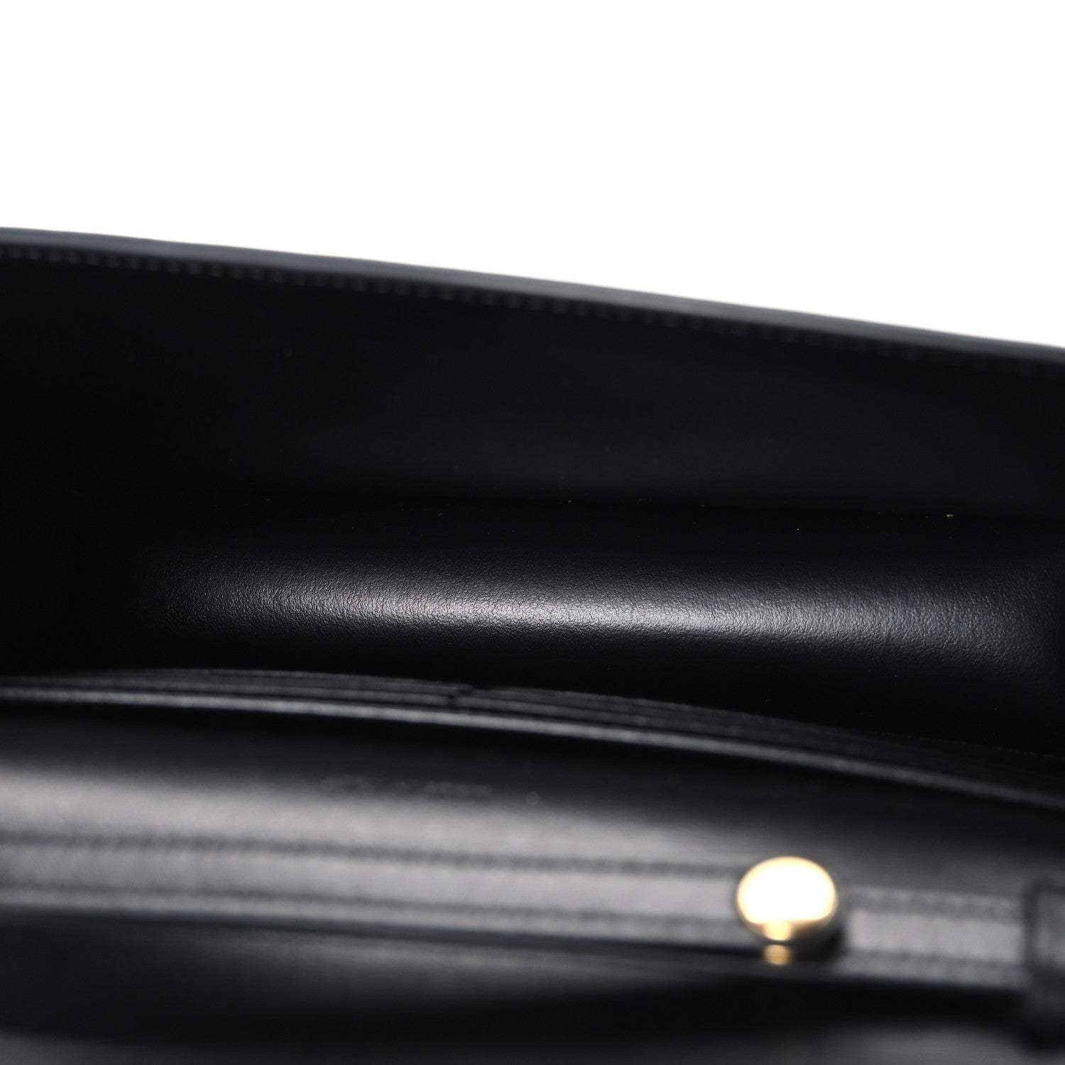 Shiny Calfskin Triomphe Margo Wallet on Chain Black