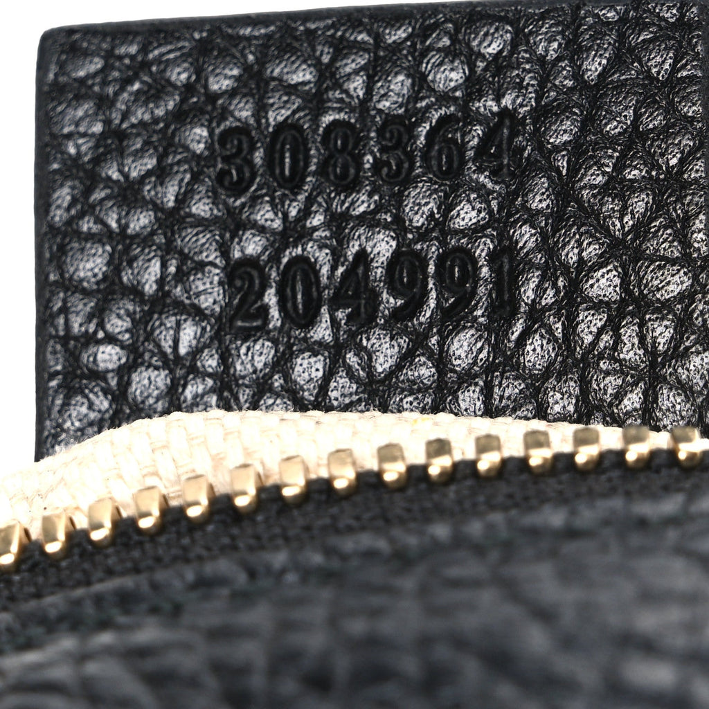 Pebbled Calfskin Small Soho Disco Bag Black