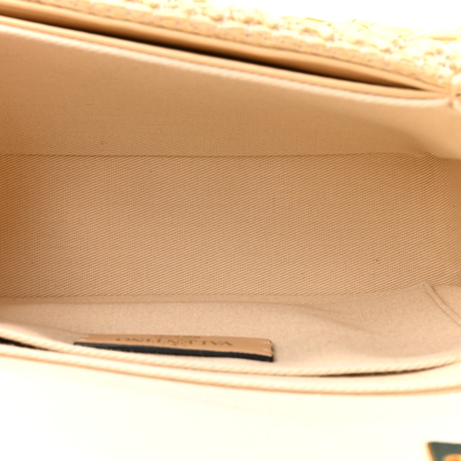 Raffia One Stud Chain Clutch Natural