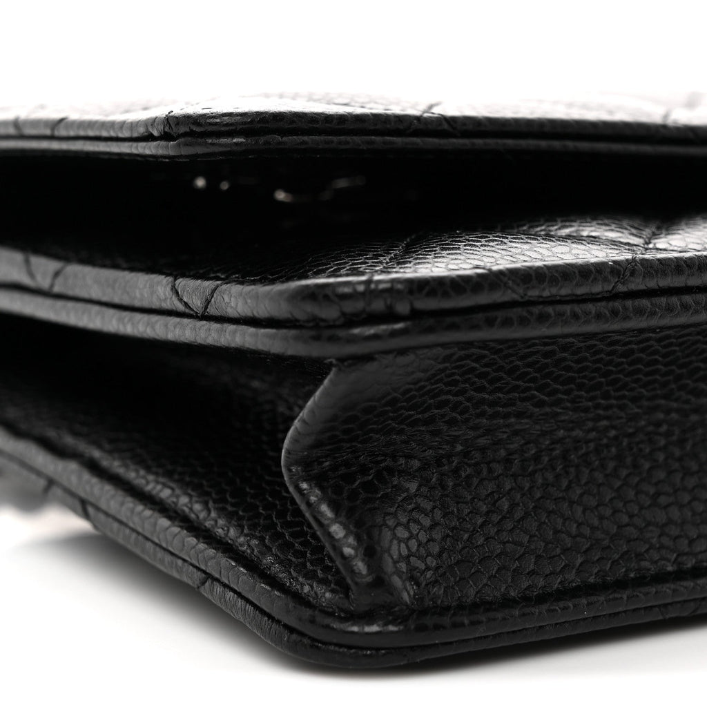 Caviar Quilted CC Turnlock Wallet On Chain WOC Black
