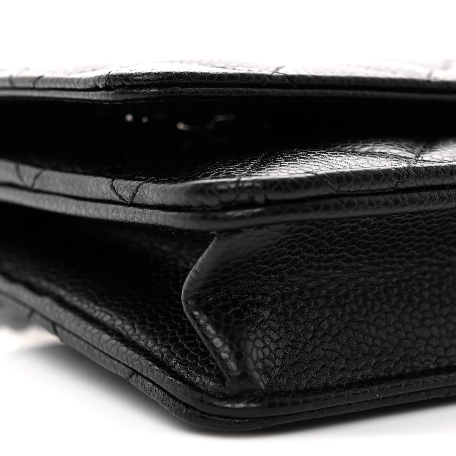 Caviar Quilted CC Turnlock Wallet On Chain WOC Black