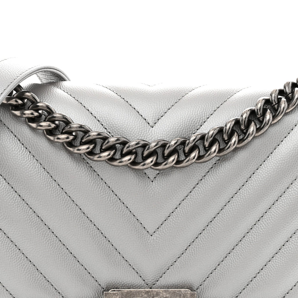 Metallic Caviar Chevron Quilted Medium Boy Flap Silver