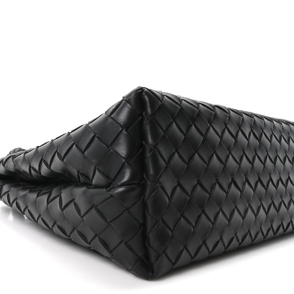 Nappa Intrecciato Medium Andiamo Shoulder Bag Black