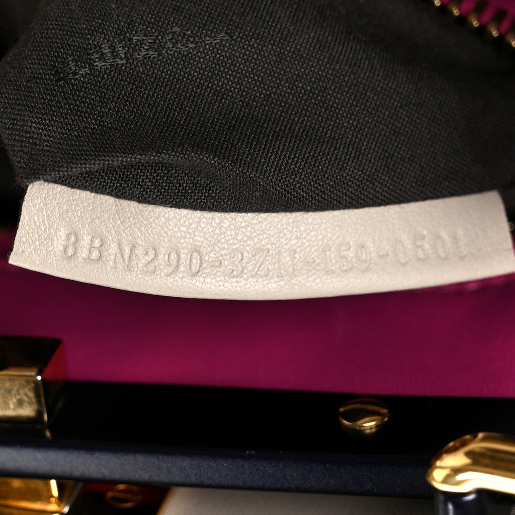 Vitello Seta Shiny Nappa Medium Peekaboo Iconic Satchel Grigio Polvere Magenta