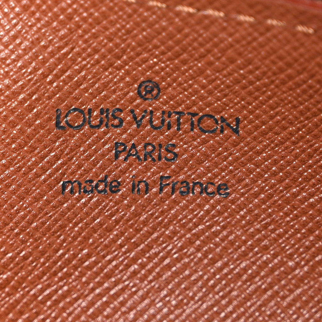 Monogram Papillon 26