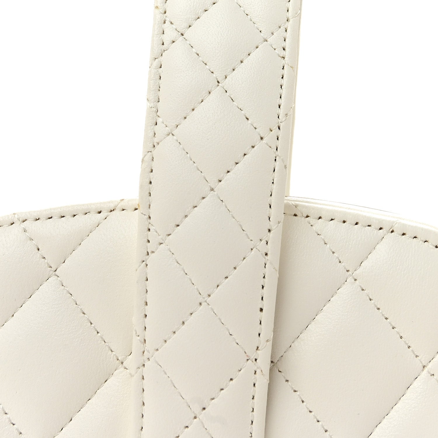 Lambskin Minaudiere Vanity With Handle White