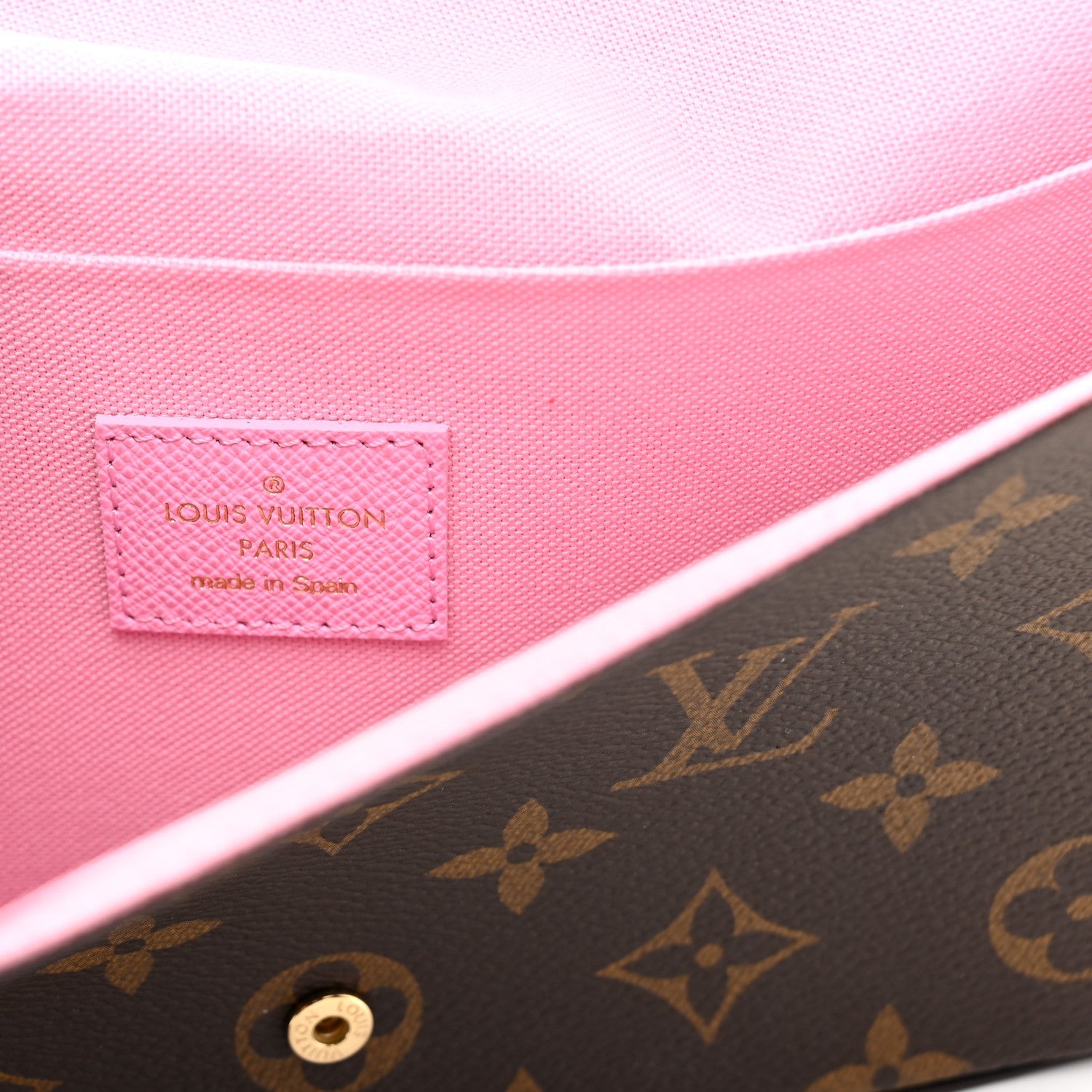 Monogram 2022 Christmas Animation Paris Pochette Felicie Chain Wallet Pink