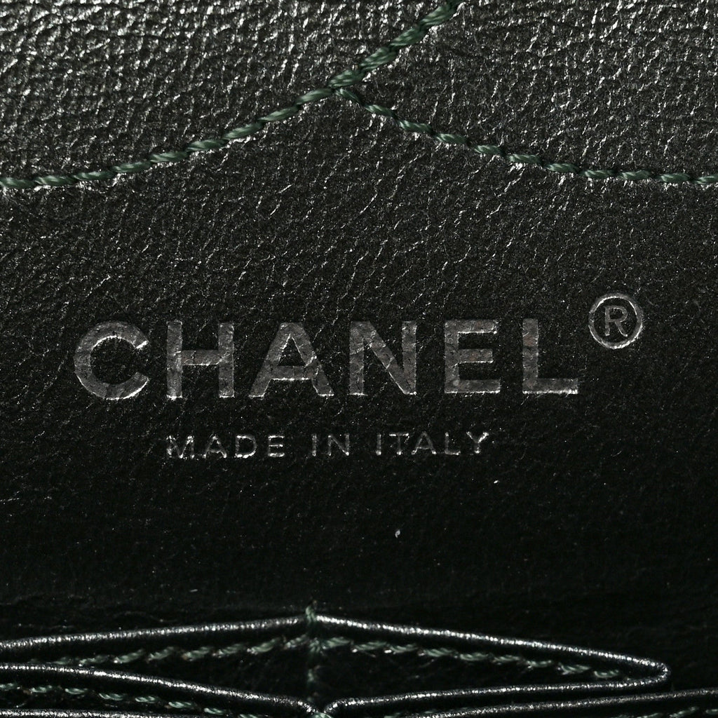 Metallic Aged Calfskin Quilted 2.55 Reissue 227 Flap Vert Fonce