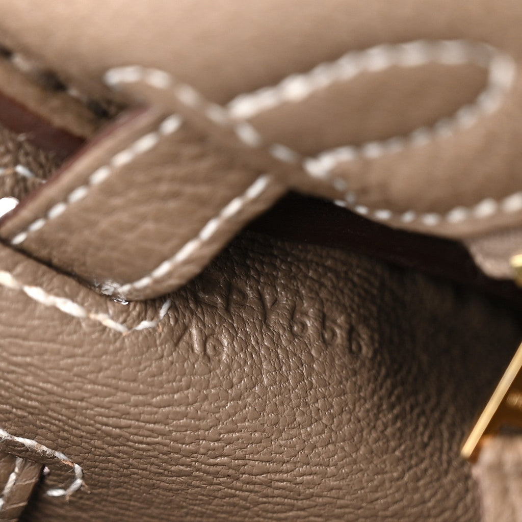 Togo Kelly Retourne 25 Etoupe