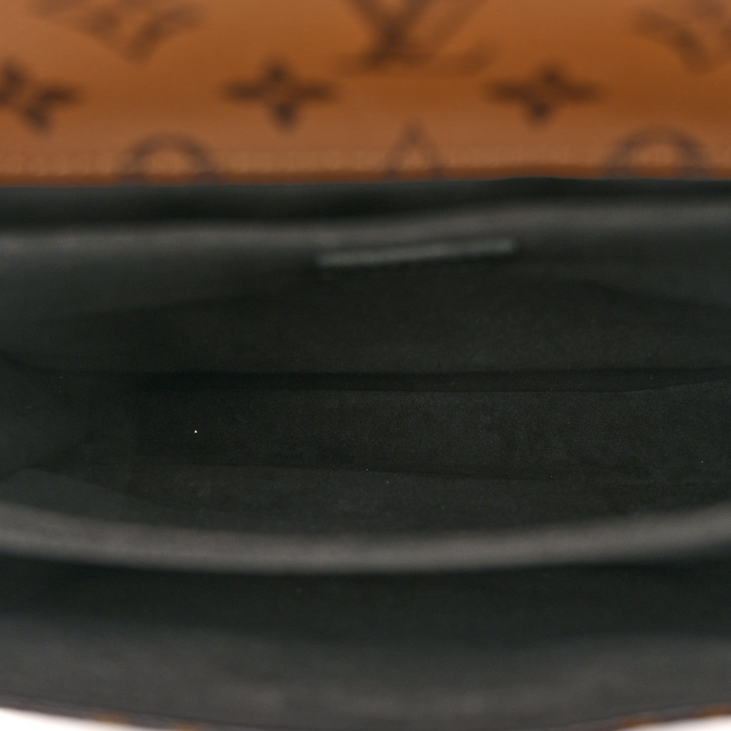 Reverse Monogram Pochette Metis