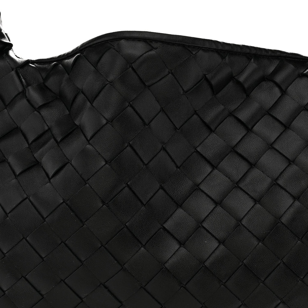 Calfskin Intrecciato Small Hop Black